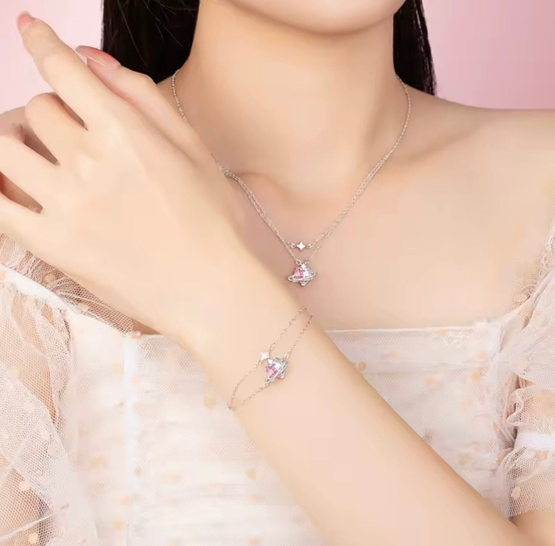 Сребърна гривна “Любовна приказка”