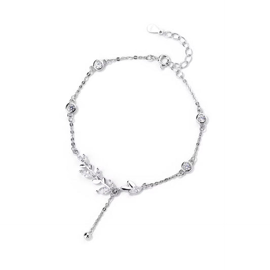 Сребърна гривна “Забележимост”