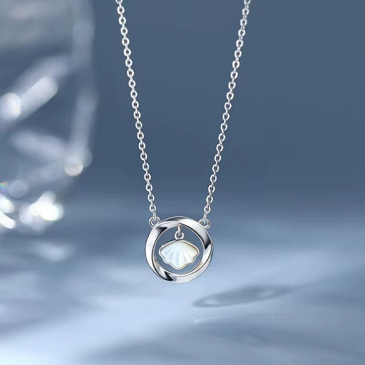 Сребърно колие “Мида”