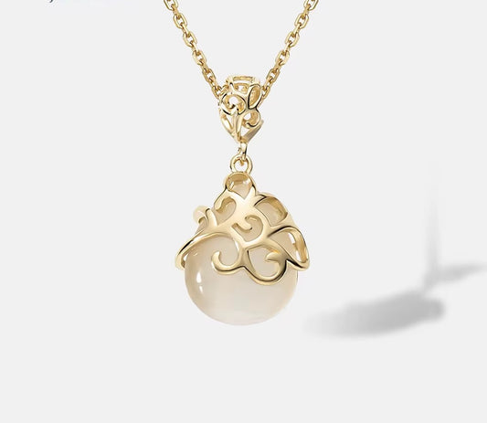 Сребърно колие “Богиня”