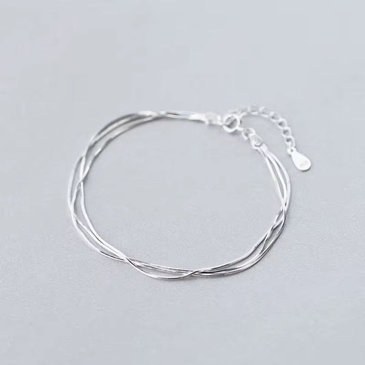 Сребърна гривна “Свързаност”