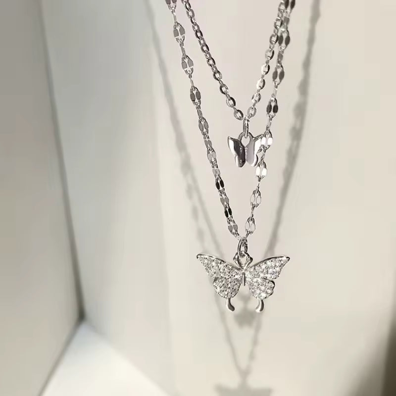 Сребърно колие “Стил”